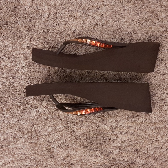 Attention flip flops - Picture 2 of 3